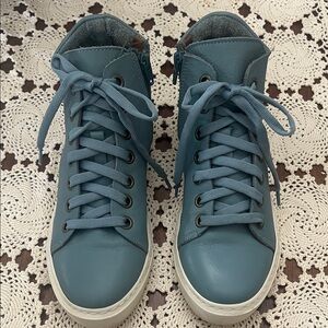 Bueno Women's Leather Lace-Up High Top Sneakers in Teal Size 36